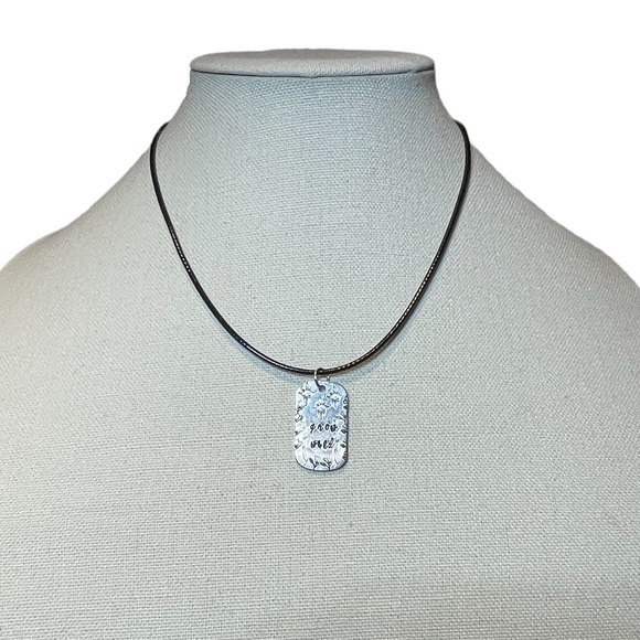 Handmade stamped grow wild silver aluminum dog tag
Black leather cord‎ necklace - Picture 5 of 7